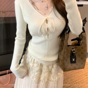 Women's V-Neck Knit Sweater Korean Style Slim Long Sleeve Top