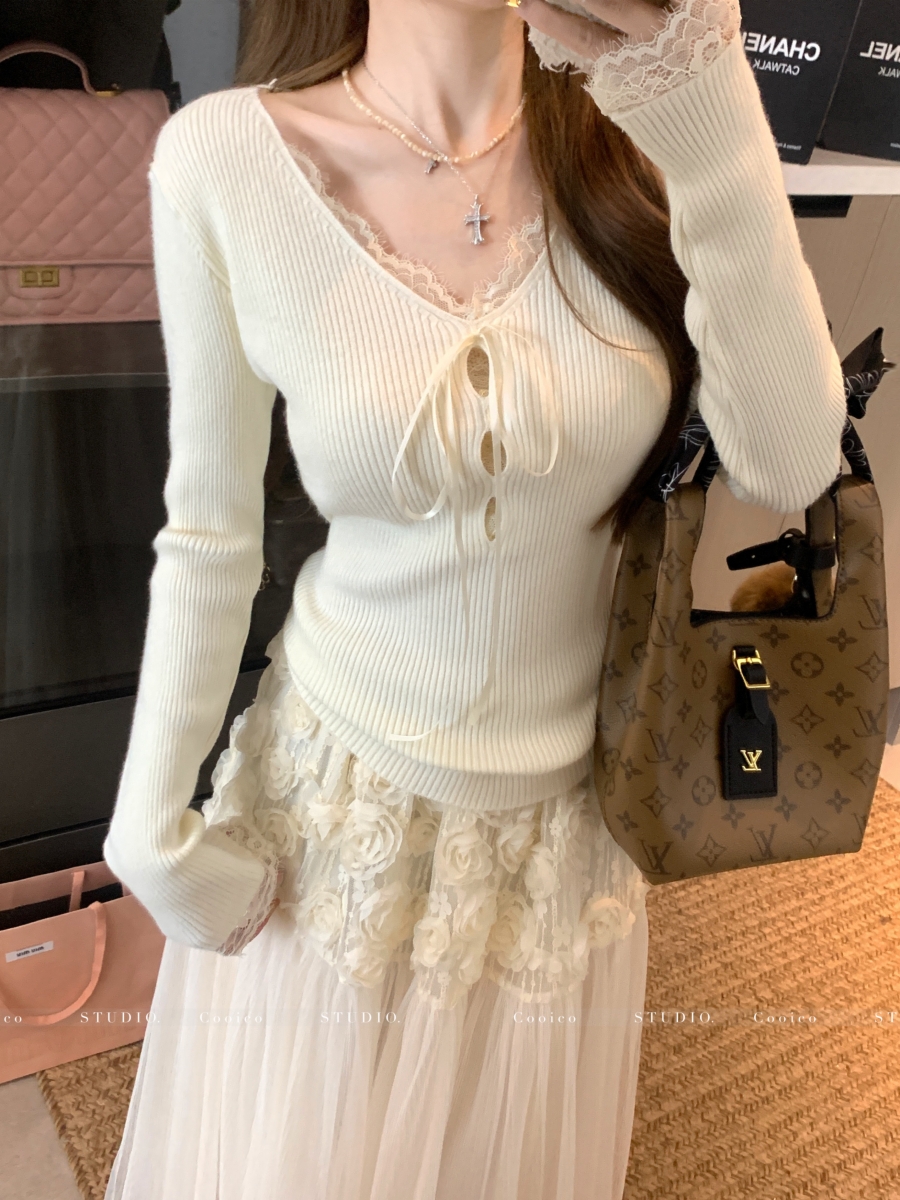 Women's V-Neck Knit Sweater Korean Style Slim Long Sleeve Top