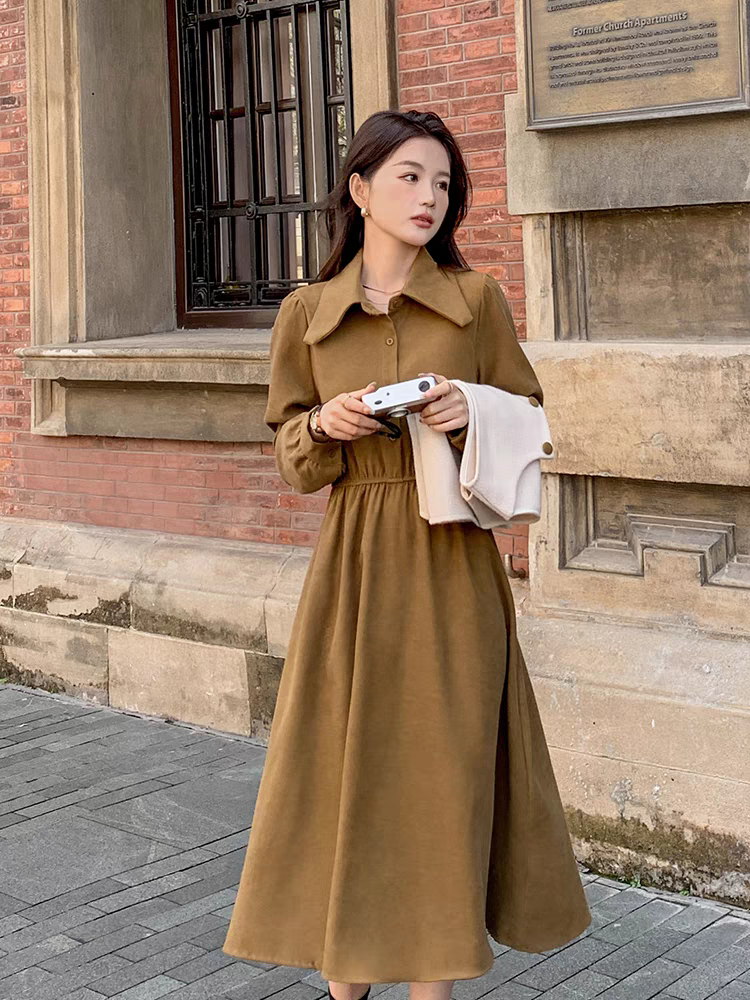 2026 Autumn French Style Slimming Two-Piece Vest and Long Sleeve Dress Set for Women - Image 4