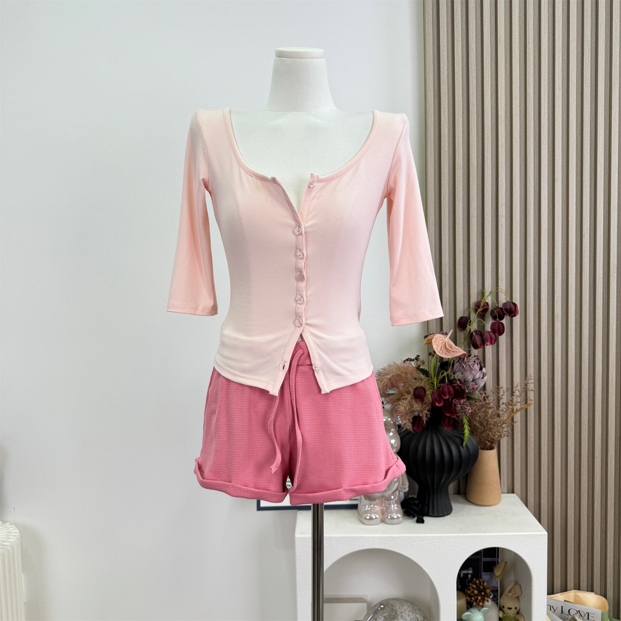 Pink Camisole and Mid Sleeve Cardigan Set - Image 2