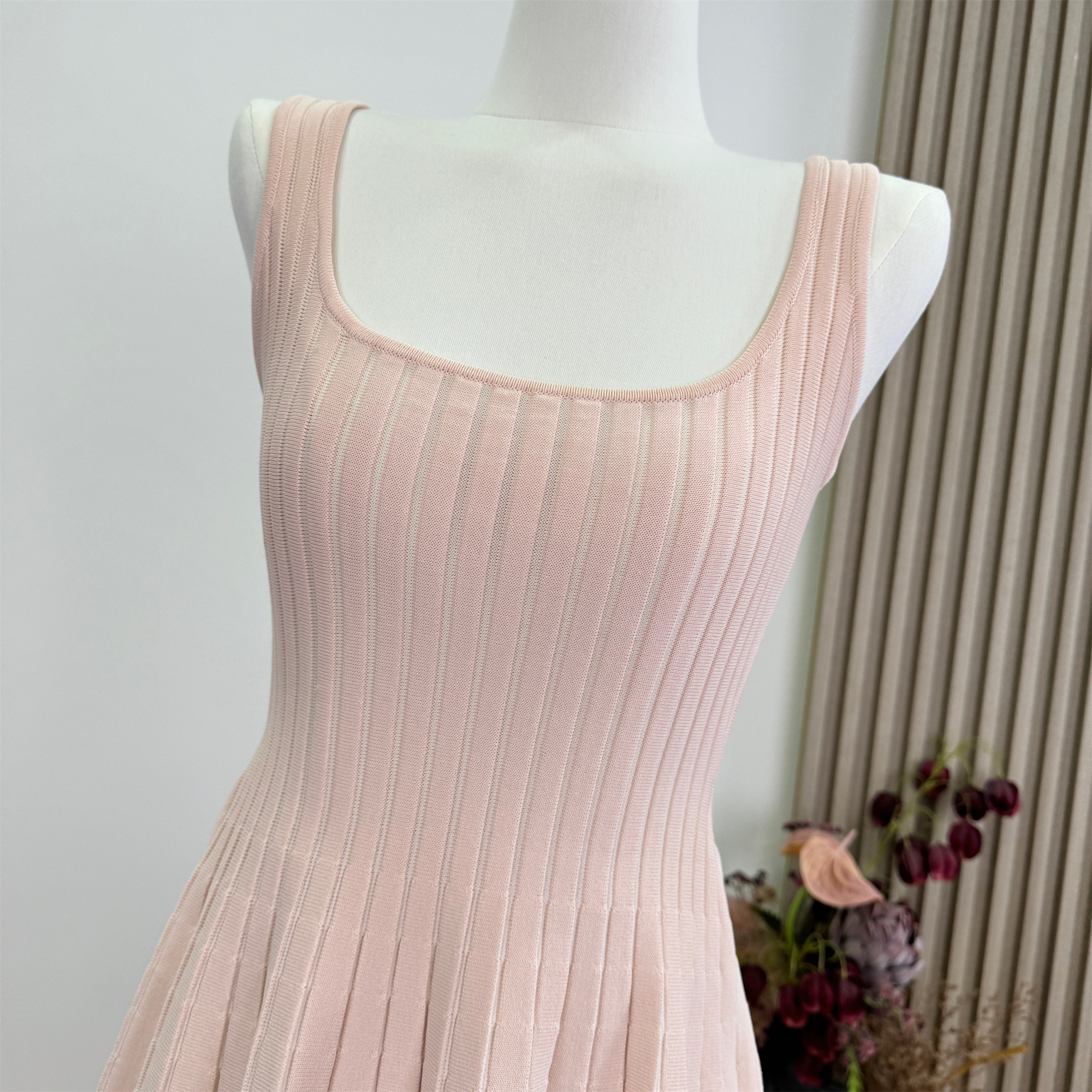 Women's Korean Style Pink Knit Cami Top and Skirt Two-Piece Set - Image 2