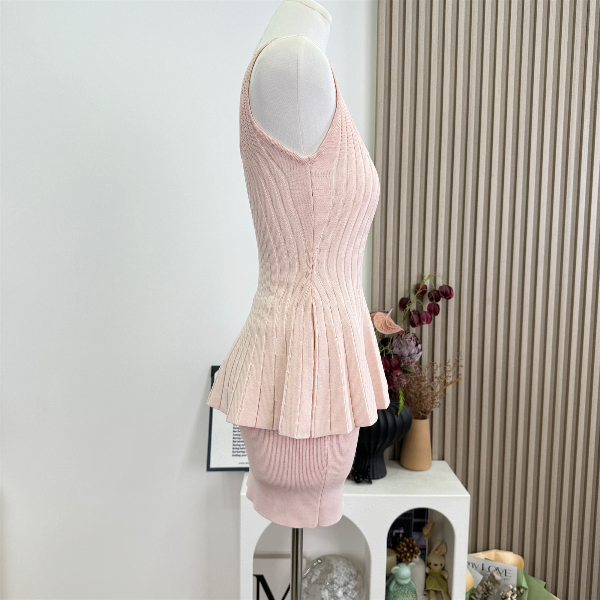 Women's Korean Style Pink Knit Cami Top and Skirt Two-Piece Set - Image 3