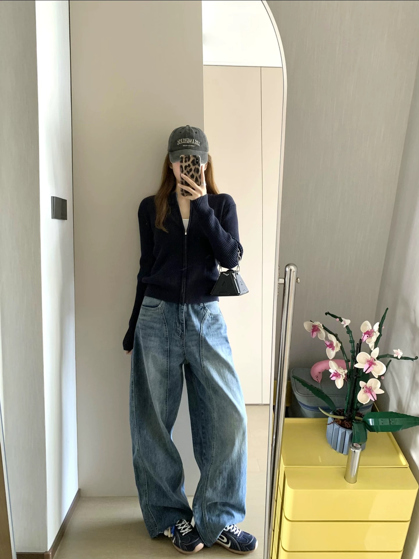 Navy Zip-Up Knit Cardigan for Women Lightweight Early Autumn Korean Style Slim Waist Cropped Sweater Jacket - Image 3